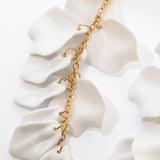 Amelia – Cercei cu petale de orhidee