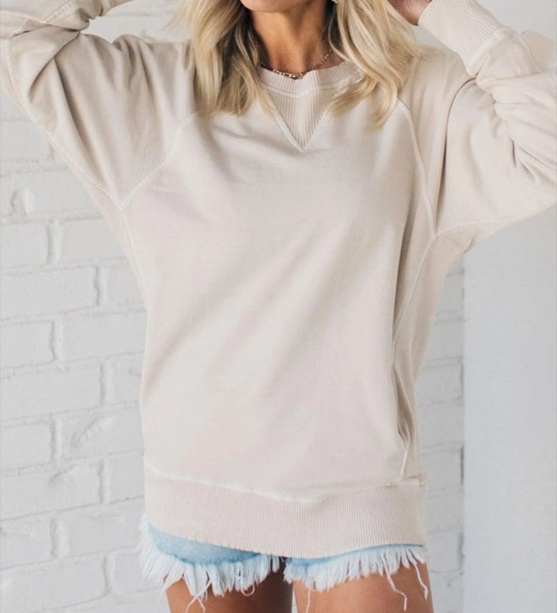 Viola – Pulover de Damă cu Mâneci Raglan și Buzunare