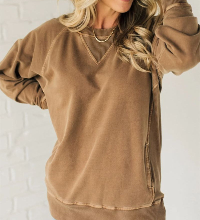 Viola – Pulover de Damă cu Mâneci Raglan și Buzunare