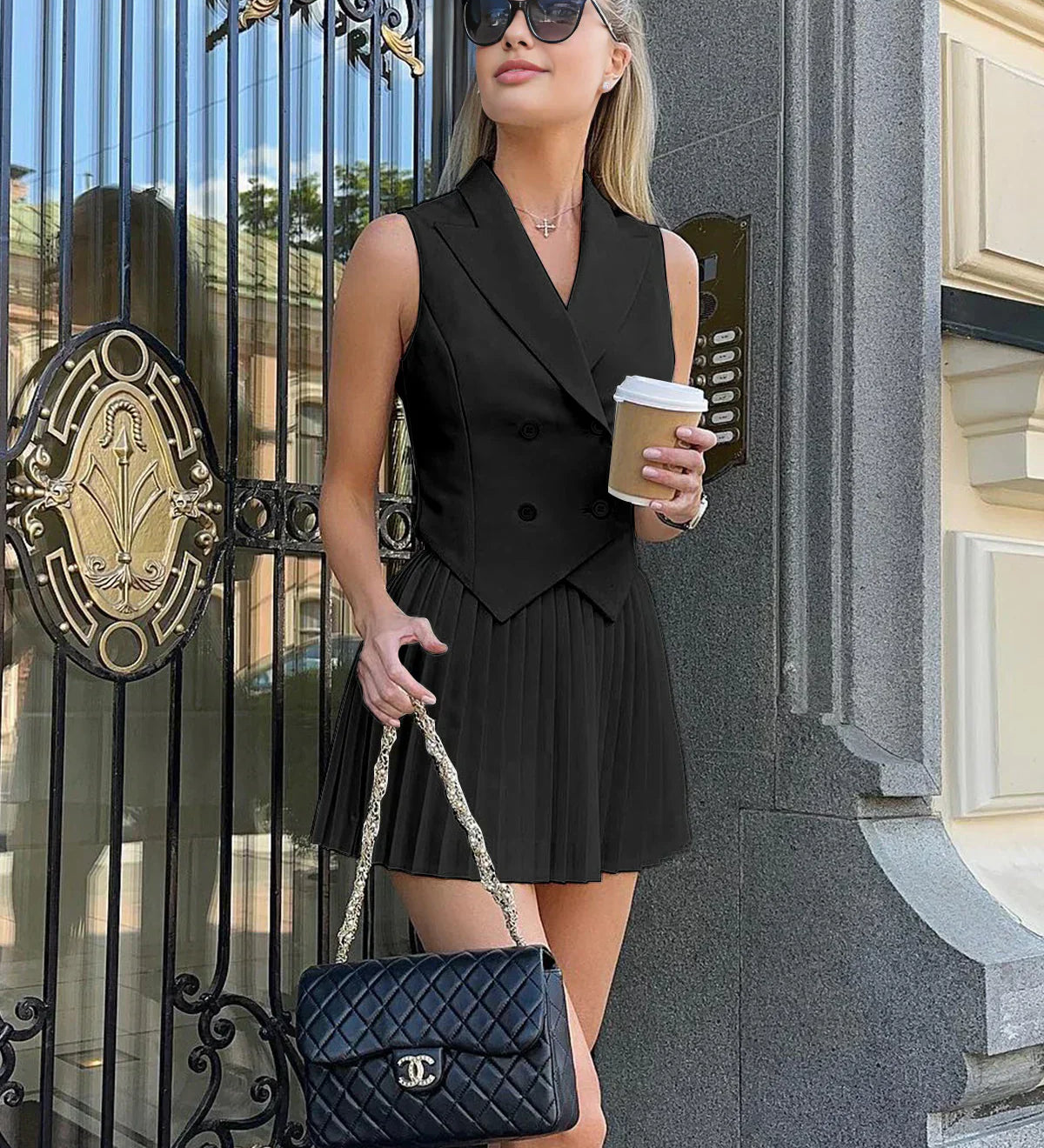 Set Vestă și Fustă Mini Plisată