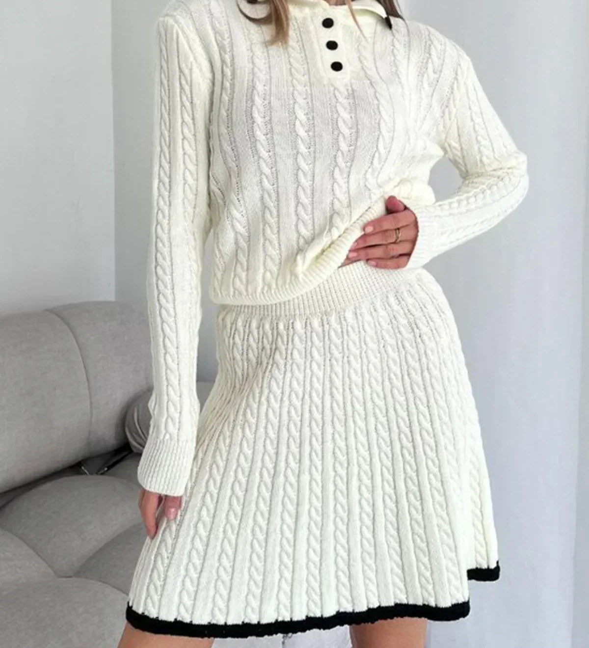 Set fustă cu rever și tricotat în cablu