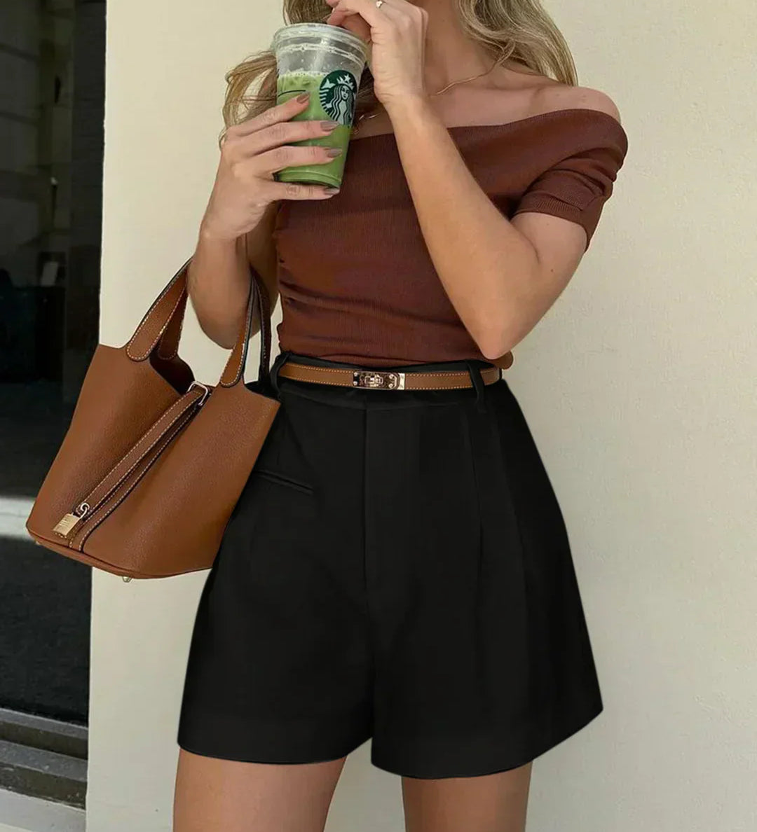 Shorturi Semi-Transparente cu Talie Medie Fără Curea