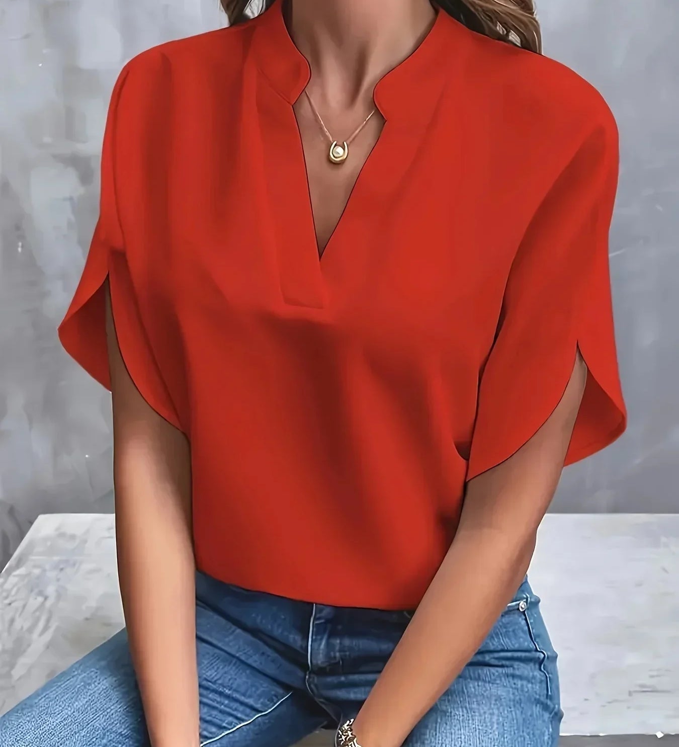 Thalia | Bluză Elegantă cu Design Distins