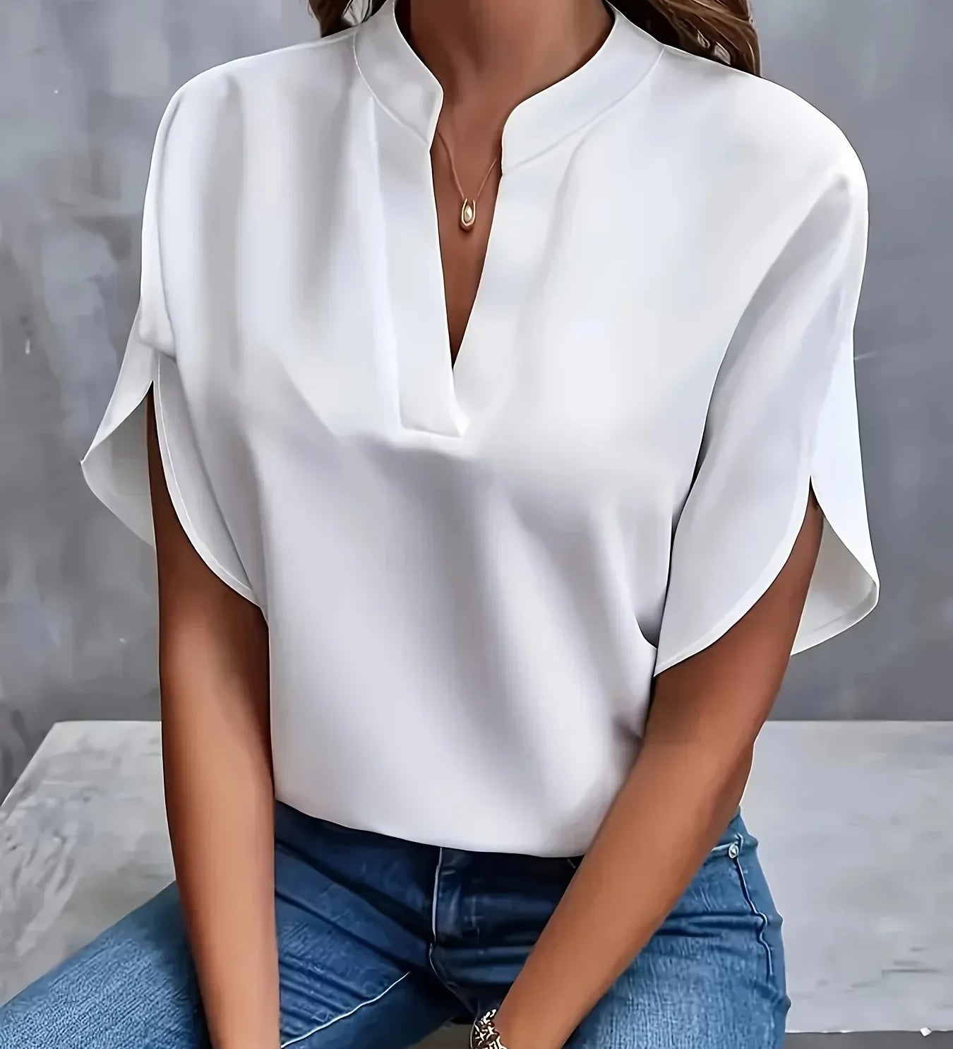 Thalia | Bluză Elegantă cu Design Distins