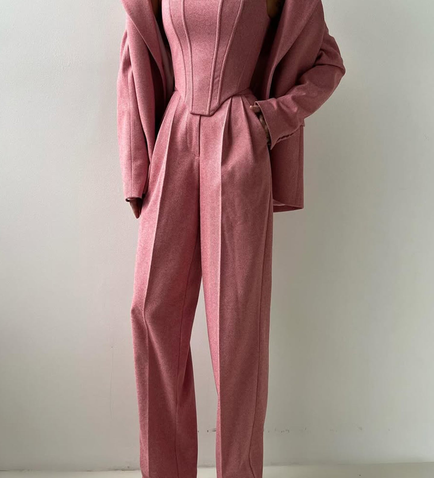 Grace | Set din Trei Piese cu Sacou cu Două Rânduri de Nasturi