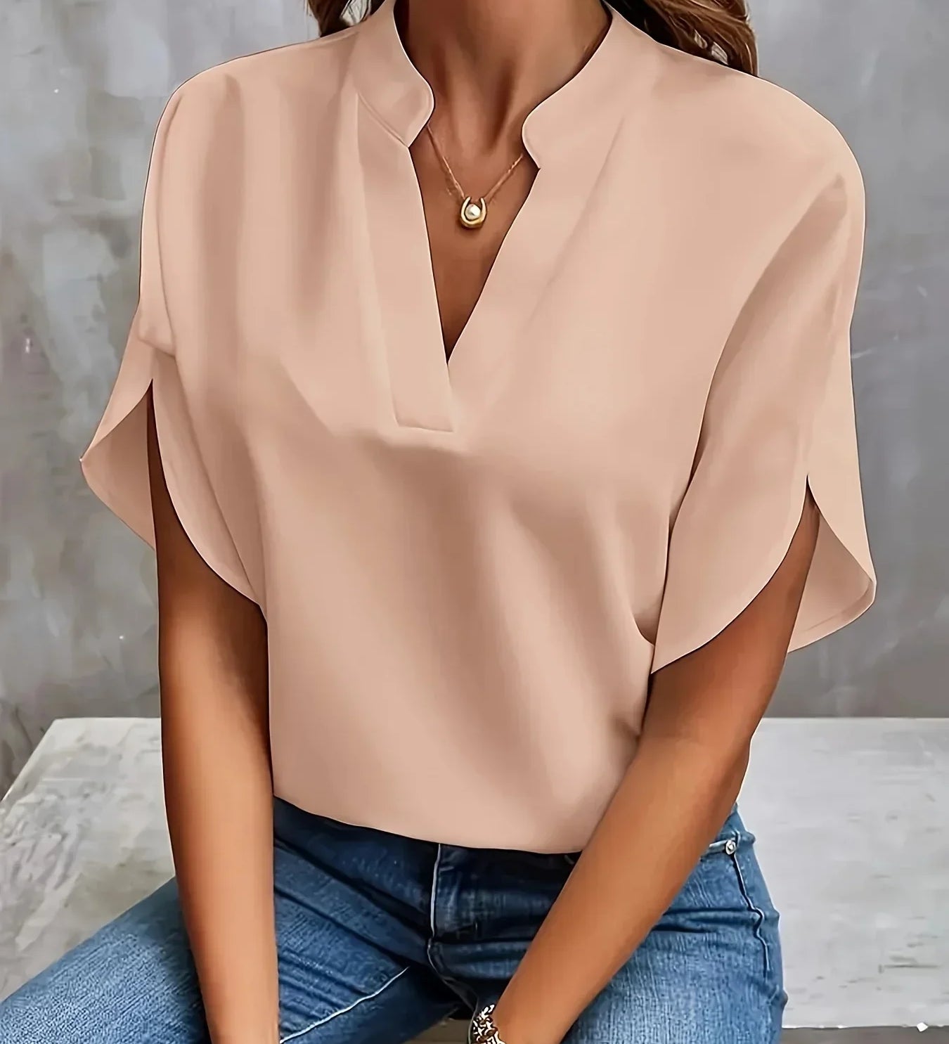 Thalia | Bluză Elegantă cu Design Distins