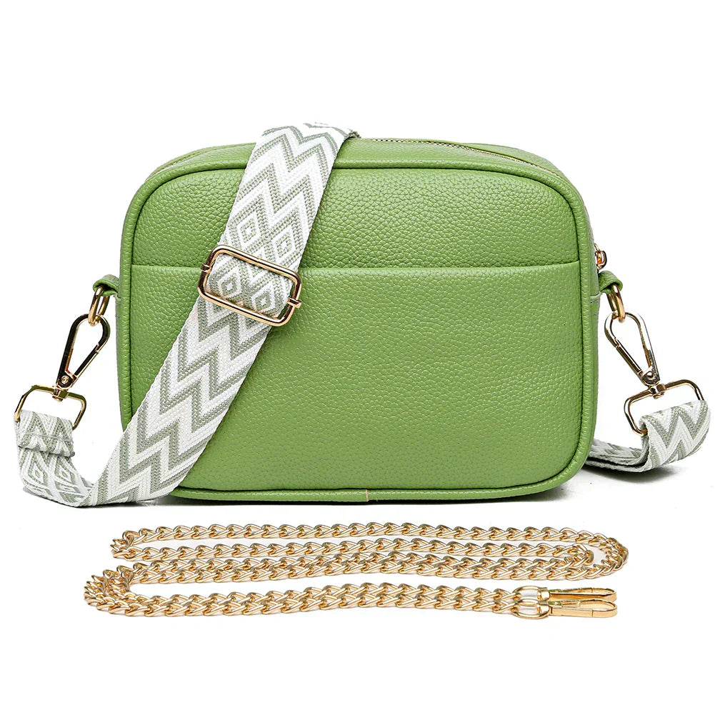 "Geantă din Piele VeraSol" can be rewritten as "Geantă din Piele Naturală VeraSol".