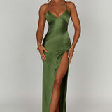 Amara – Rochie de Damă Maxi Satin Elegantă cu Fisură