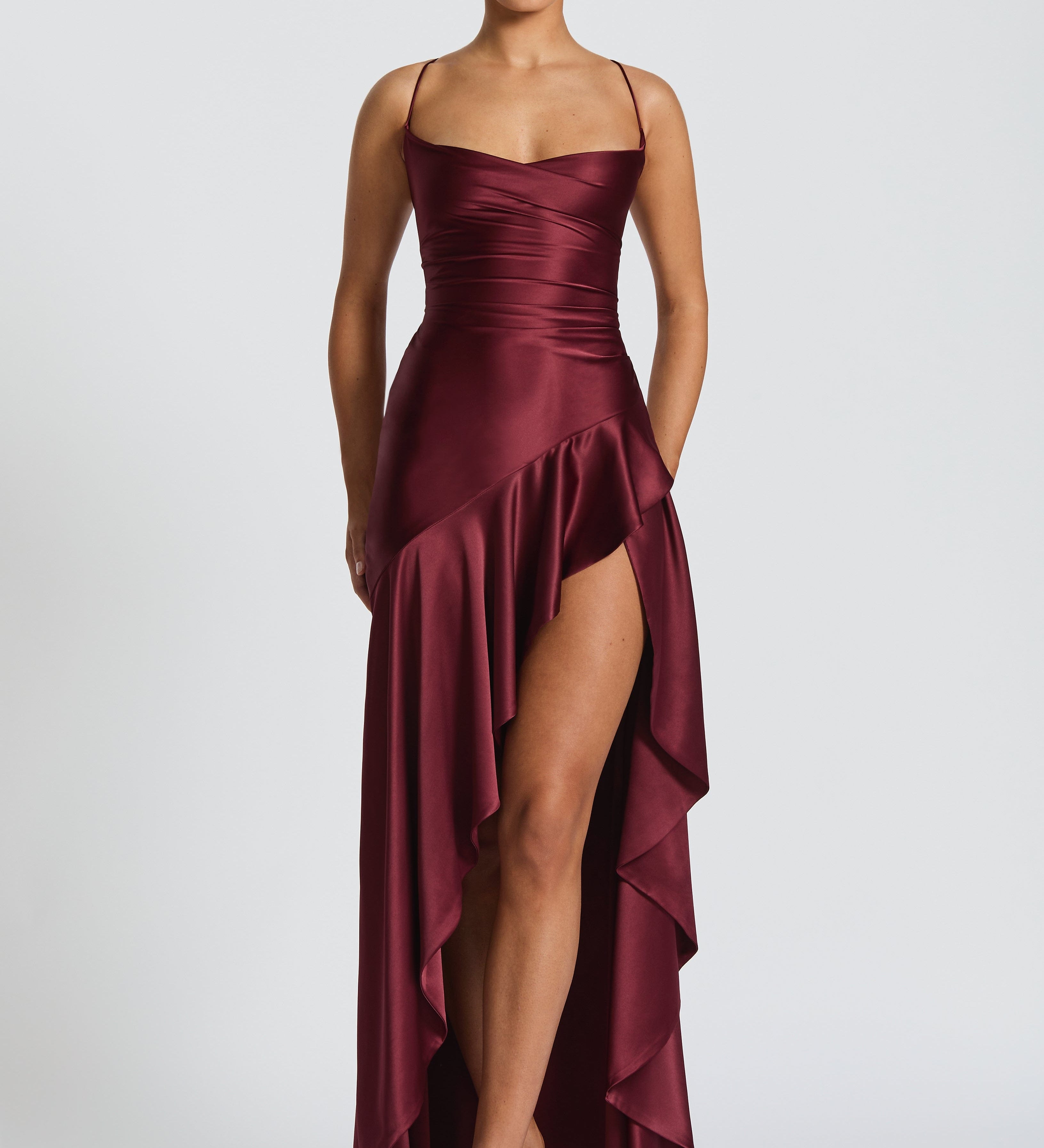 Seraphine – Rochie Maxi Damă Elegantă cu Tiv High-Low și Fanta